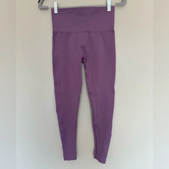 Light Purple Set Active Set - Picture 6 of 7